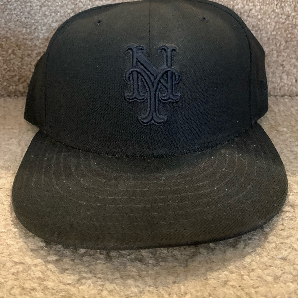 All black New York Mets hat